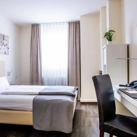 Hotell Kronprinz Troisdorf