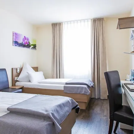 Hotel Kronprinz 3*