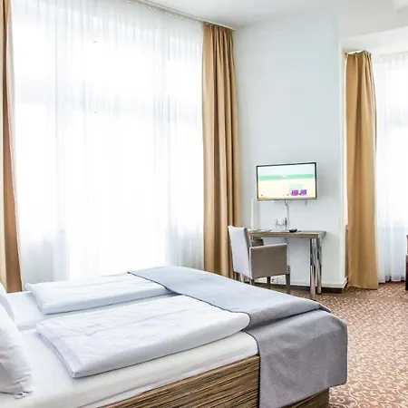 Kronprinz 3* טרויסדורף