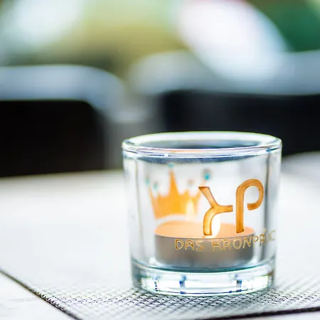 מלון Kronprinz טרויסדורף