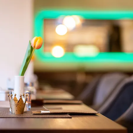 Kronprinz 3* טרויסדורף