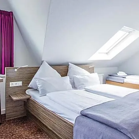 Kronprinz 3* Troisdorf