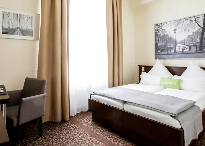 מלון Kronprinz טרויסדורף