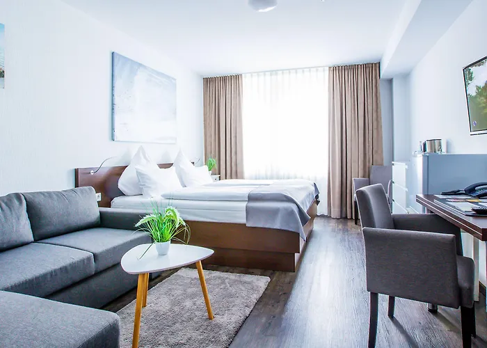 酒店 Kronprinz 特罗斯多夫